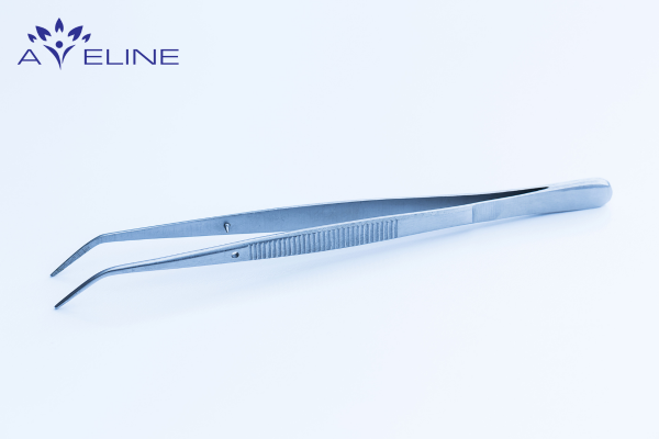 Tweezers